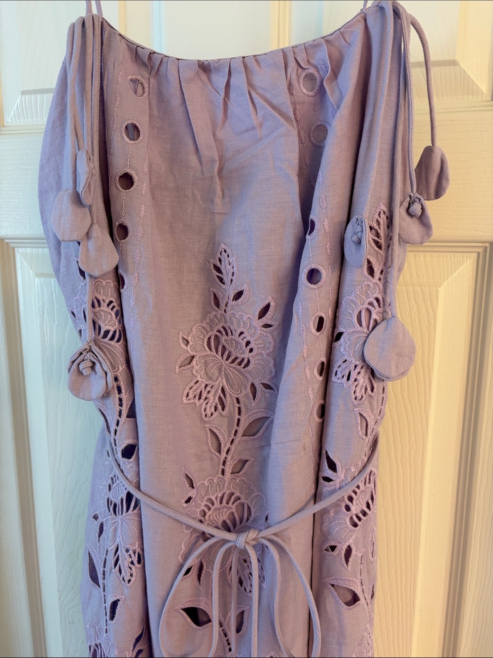 Farm Rio lavender eyelet dress with 3D floral bows Sz M NWOT never worn GORG! 💜 - Picture 4 of 4